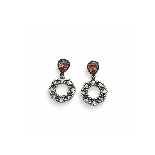 Orecchini geometrici DiPersìde in argento 925 con pietra color champagne, dettaglio frontale.